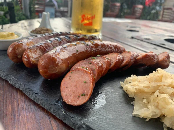 F9FD403D-7378-49E8-A8D4-734589971CCD__20900-600x450